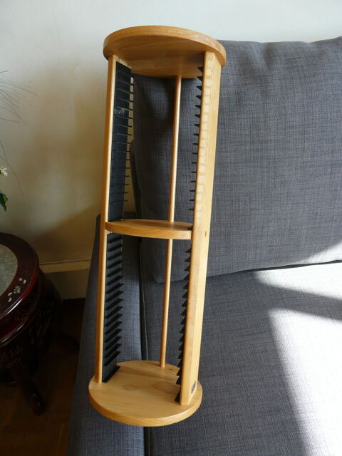 Pr�sentoir de CD en Bois massif. 5 Le Plessis-Tr�vise (94)