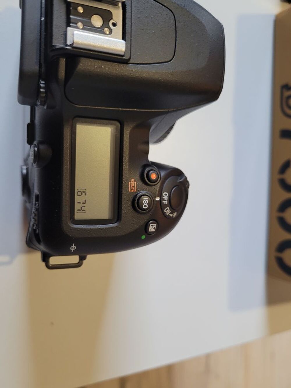 Nikon d7500 &eacute;tat neuf 2 batterie + sangle Photos/Video/TV