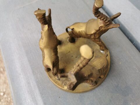 Petit bronze éléphant 30 La Farlède (83)