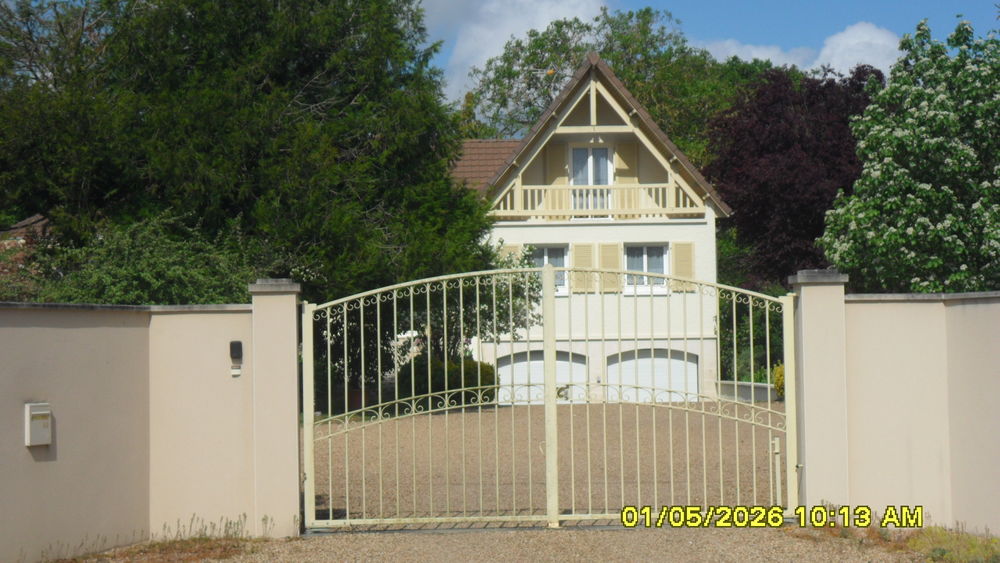 Vente Maison Spacieuse maison de 274 m² - 5 chambres Vendeuvre-du-poitou