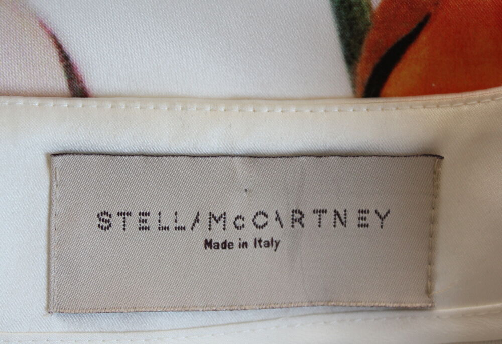 Veste botanical STELLA MC CARTNEY 
T.S soit 36/38 Fr Vêtements