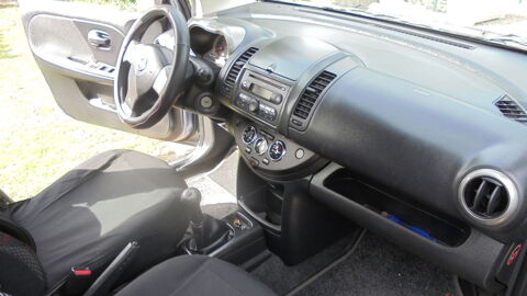 Nissan note Bleu mat