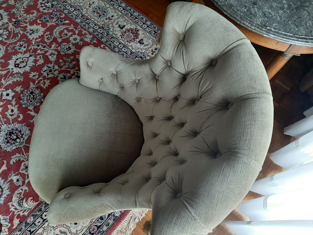 Fauteuil crapaud beige Meubles