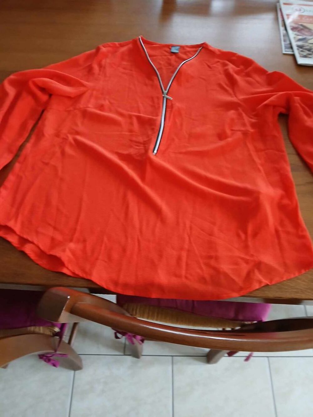robe imitation cuir noir plus blouse orange Vêtements