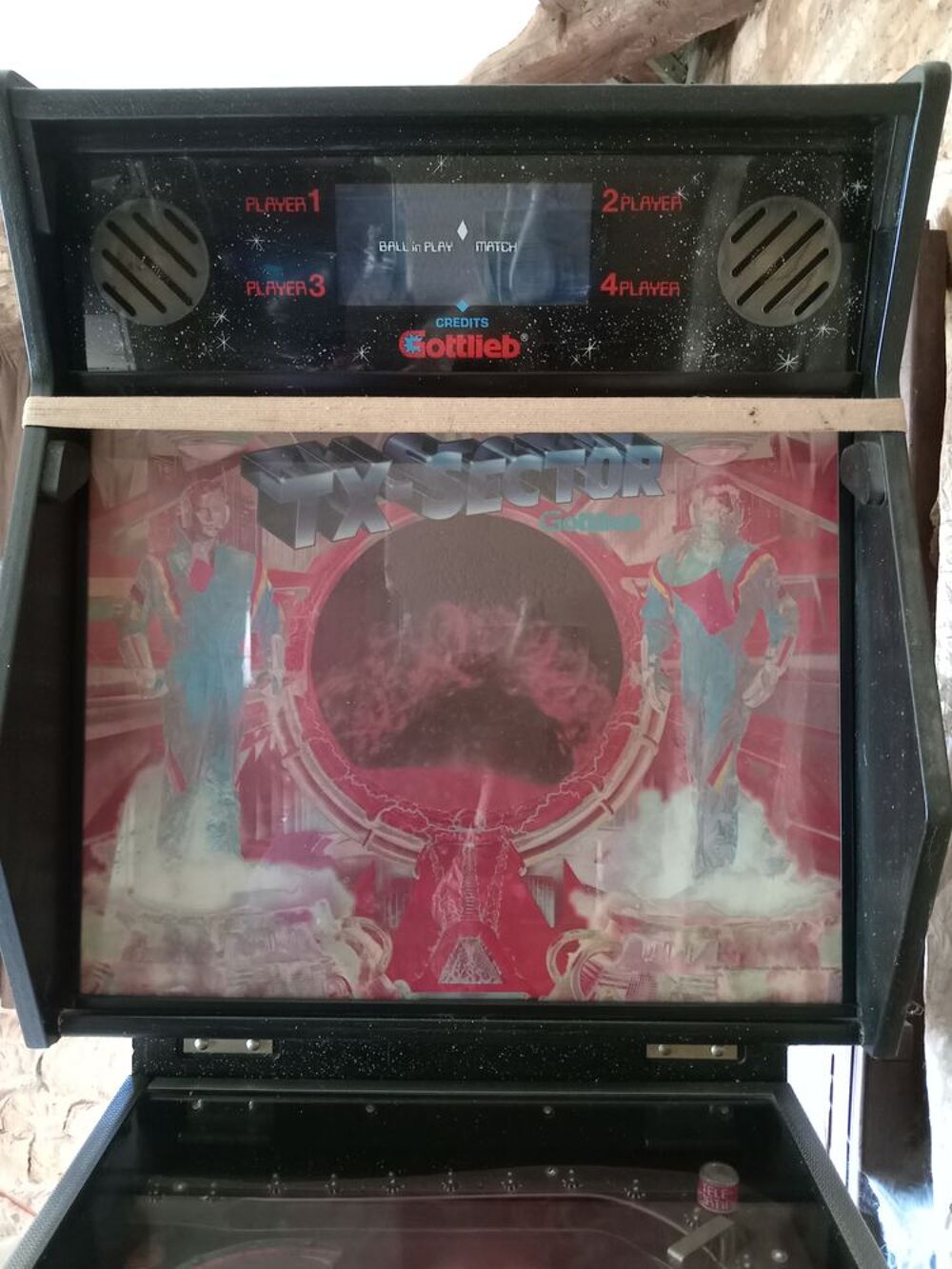 FLIPPER de COLLECTION GOTTLIEB TX-SECTOR sorti en MARS 1988 