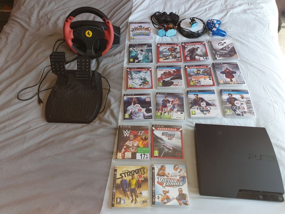 Console Ps3 volant jeux Consoles et jeux vidéos