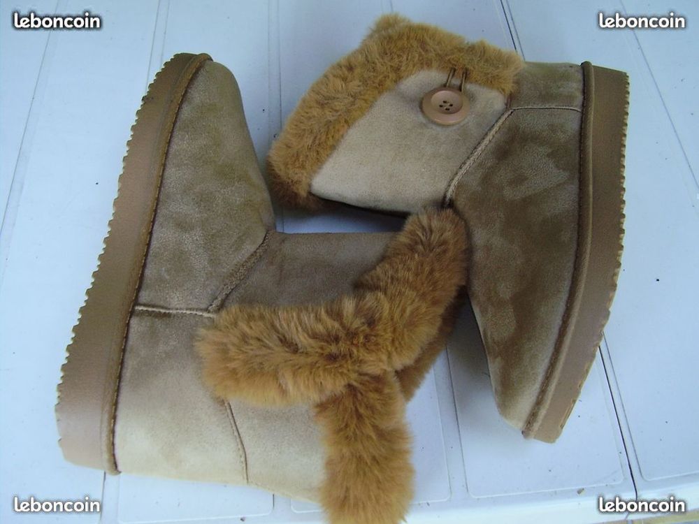 
Bottine fourr&eacute;e " peau retourn&eacute;e Dain"
Chaussures
