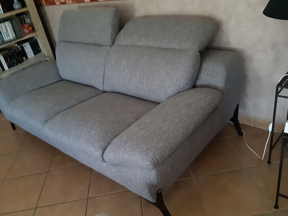 canap&eacute; neuf en tissu / jamais servi Meubles