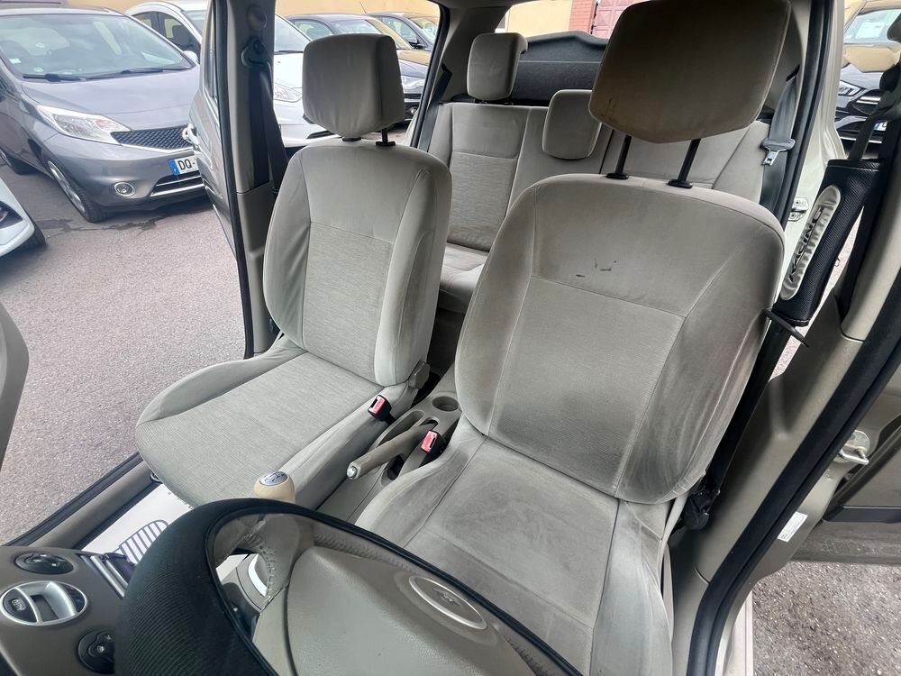 Clio III Clio 1.5 dCi 85 eco2 Privil&egrave;ge 2008 occasion 77170 Brie-Comte-Robert