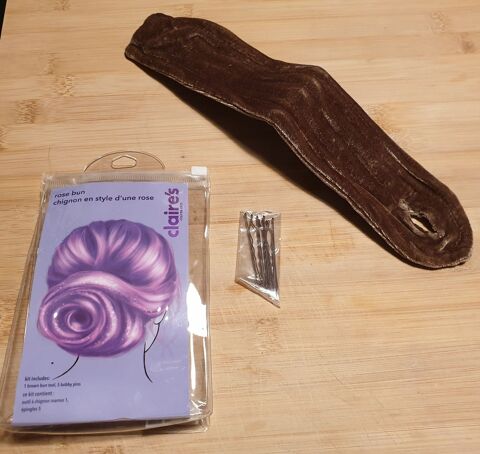 Accessoire pour cheveux : chignon style rose.
5 Rennes (35)