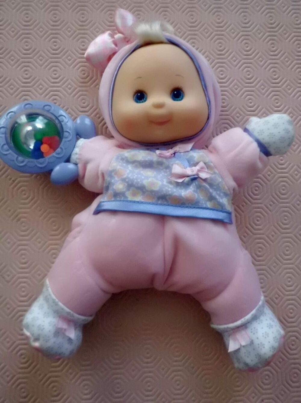 POUPEE CHIFFON HOCHET FISHER PRICE Jeux / jouets