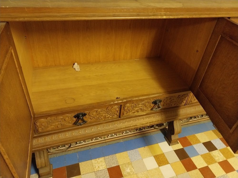 Don gratuit Buffet salle &agrave; de votre objet. Meubles