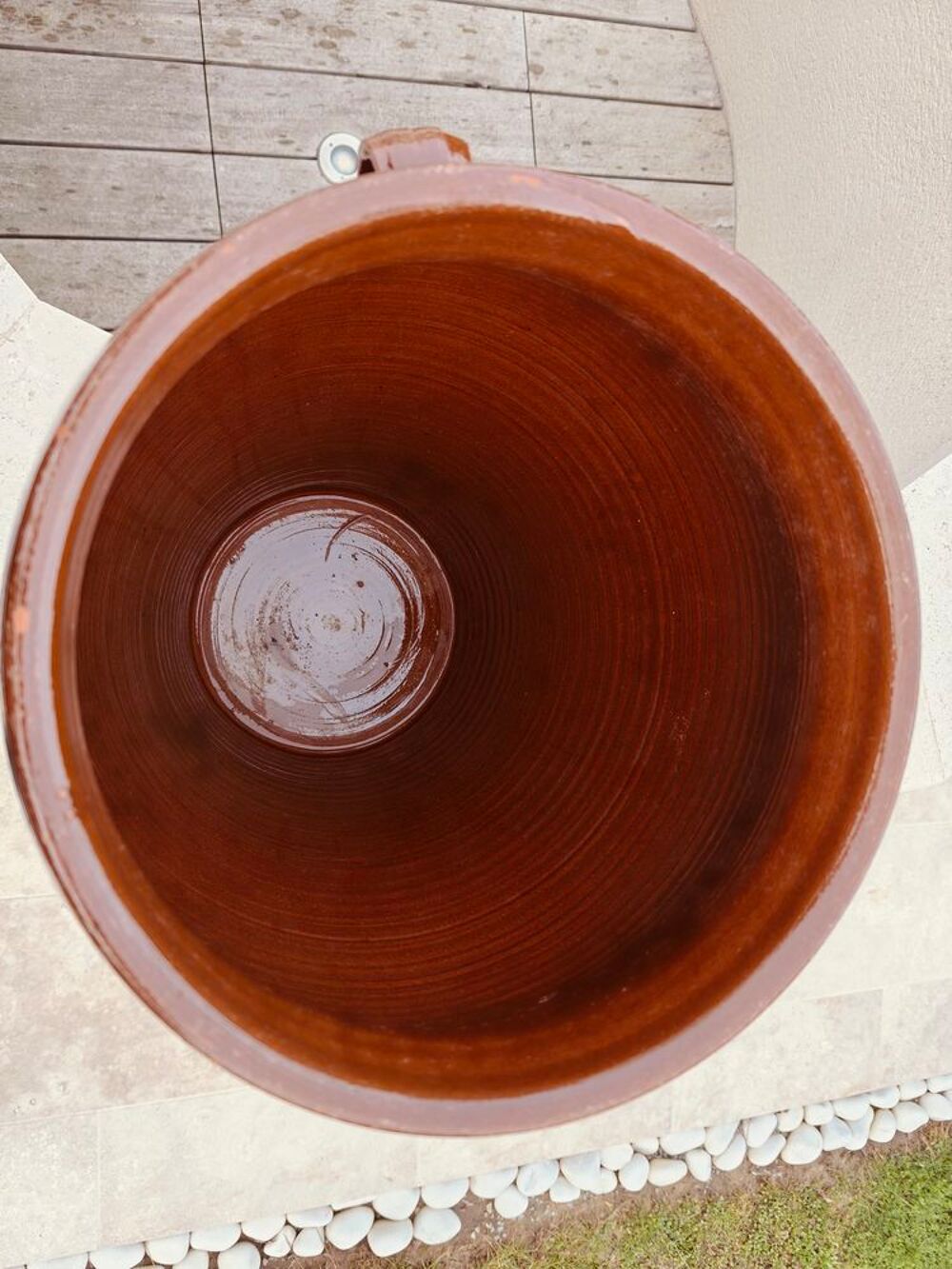 Grande jarre en terre cuite verniss&eacute;e cognac, avec couvercle Décoration