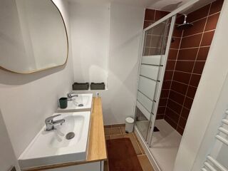  Appartement à louer 4 pièces 74 m²