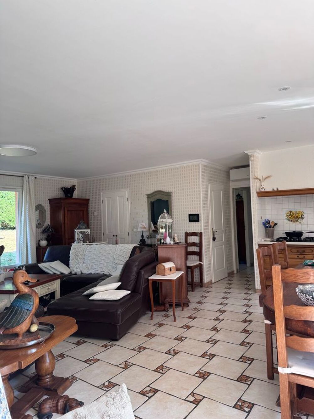 Vente Atelier local d activite 210 m2 Murs-et-gélignieux