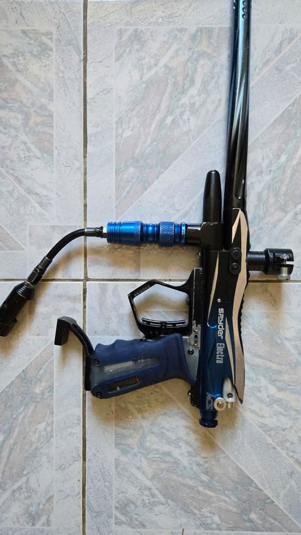 Lot : Armes de paintball. Sports