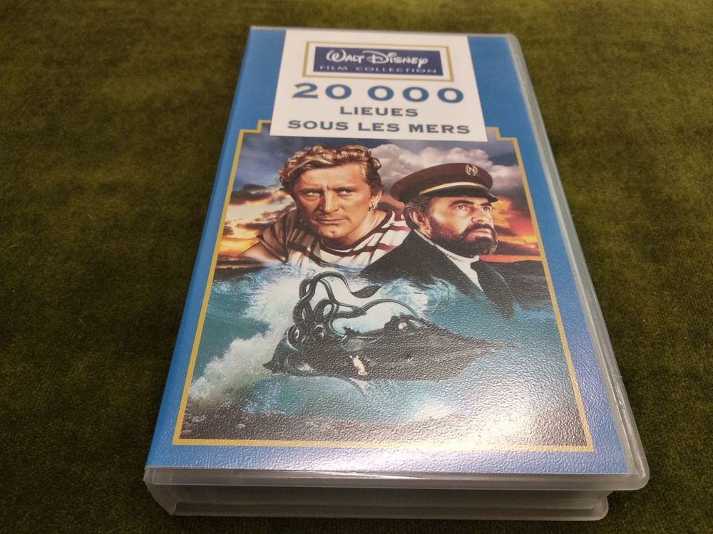 Cassette vid&eacute;o 20 000 mille lieus sous les mers Photos/Video/TV