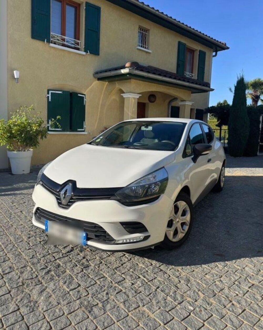 Clio IV Clio dCi 75 Energy Business 2018 occasion 01700 Beynost