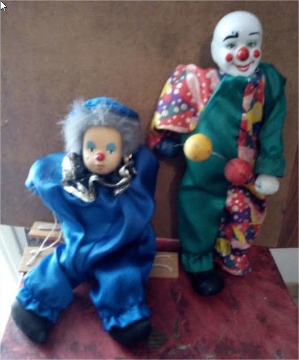 6 POUPEES Jeux / jouets
