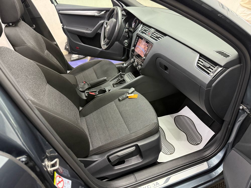 Octavia Combi 2.0 TDI 150 ch SCR FAP DSG7 Edition 2019 occasion 69120 Vaulx-en-Velin