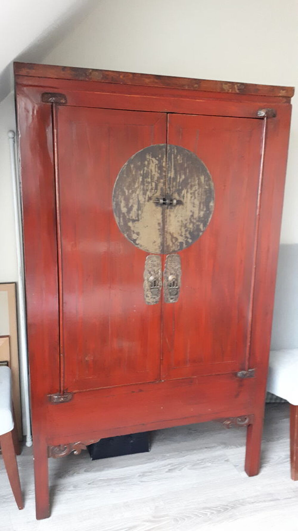 Armoire asiatique rouge Meubles