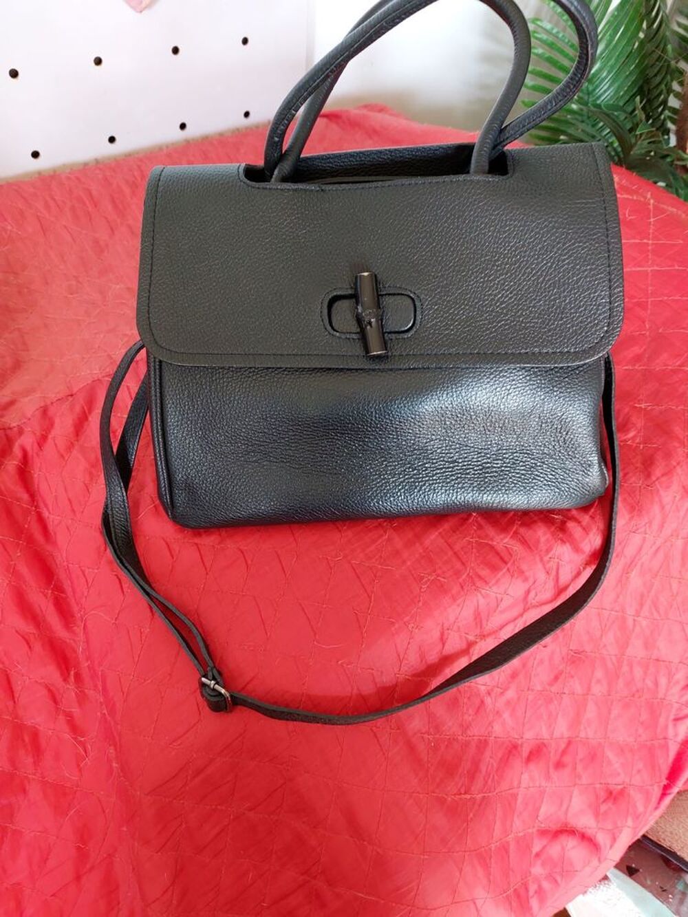 Grand sac &agrave; main en cuir grain&eacute; noir Maroquinerie