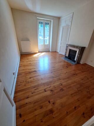  Appartement � louer 2 pi�ces 63 m�