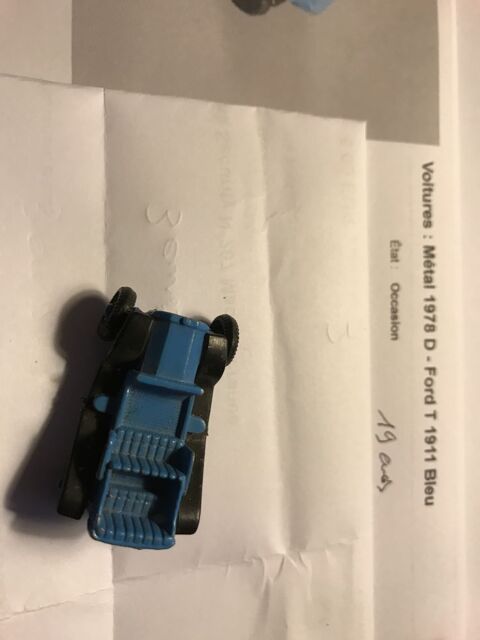 Voiture miniature Ford T 1911 Bleu 19 Romorantin-Lanthenay (41)