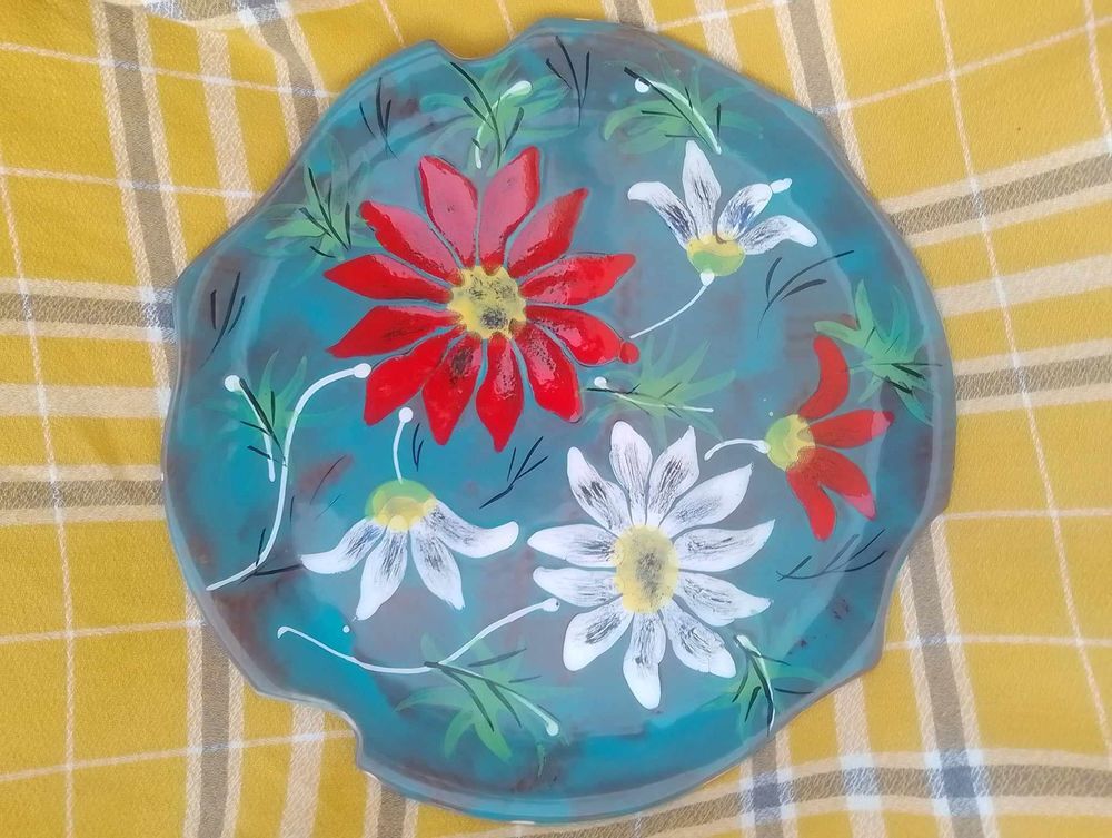 Grand Plat Artisanal Diam&egrave;tre 31 cm de la Marque " Vercor " Cuisine