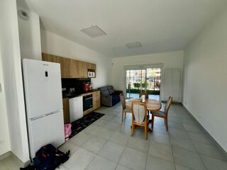  Appartement à louer 3 pièces 64 m²
