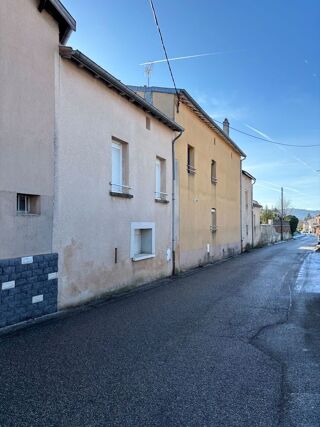  Maison � vendre 10 pi�ces 180 m�