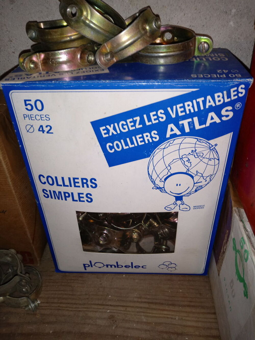 Colliers Atlas &agrave; embase taraude pour tuyaux cuivre plomberie Bricolage