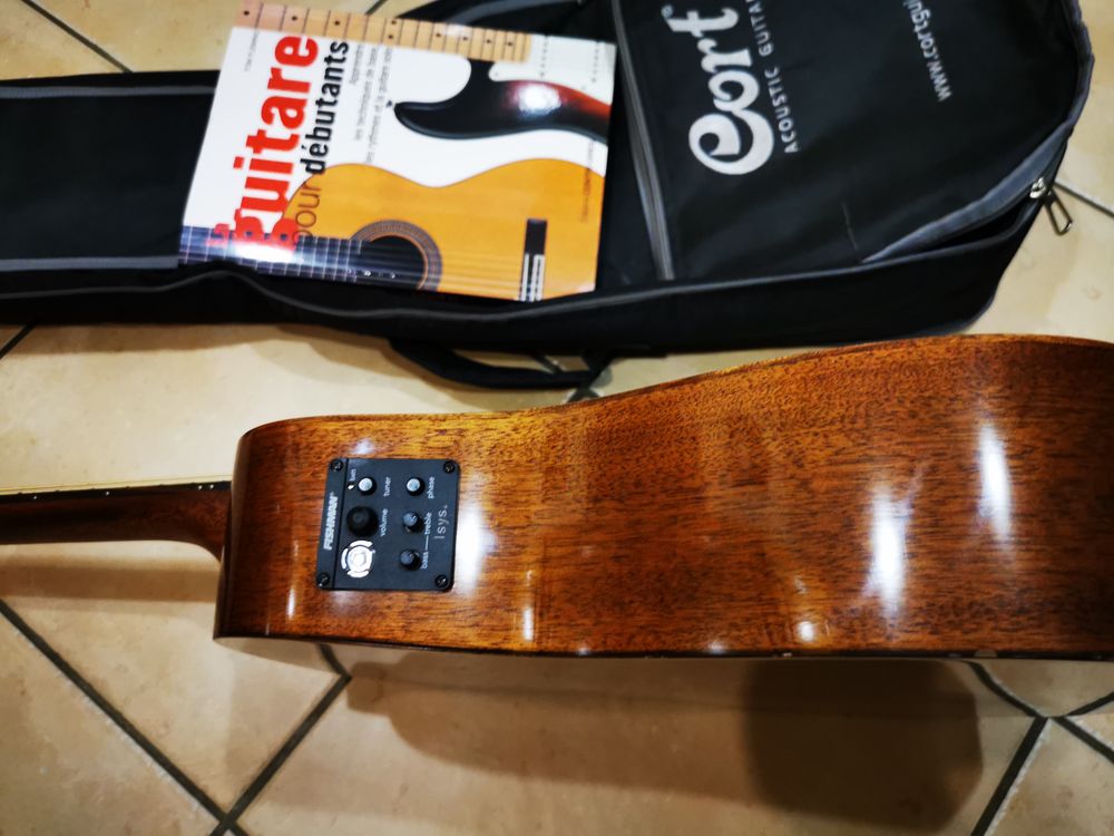Guitare Cort Earth Mini &frac34; Syst+ Fishman Neuve Instruments de musique