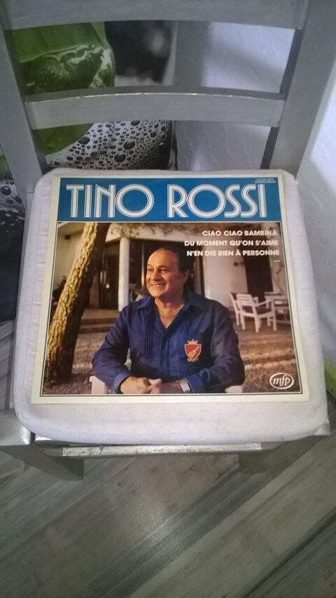 Vinyle Tino Rossi
1976
Excellent etat
Ciao Ciao Bambina 
9 Talange (57)