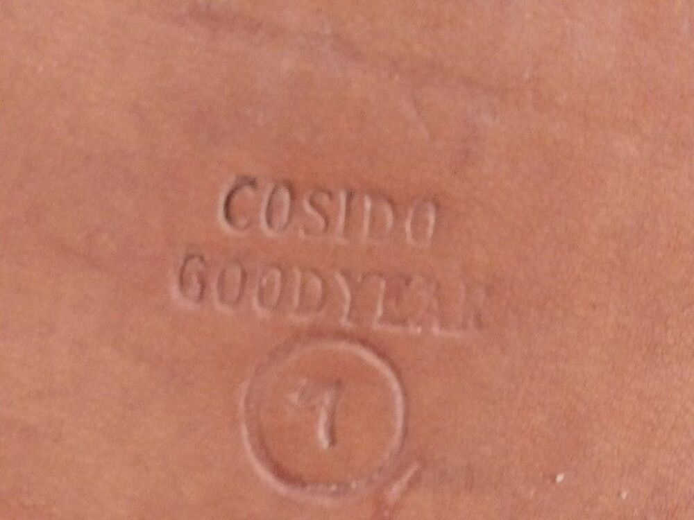 Bottes Camarguaises Cuir Cousue Goodyear 41-42
Chaussures