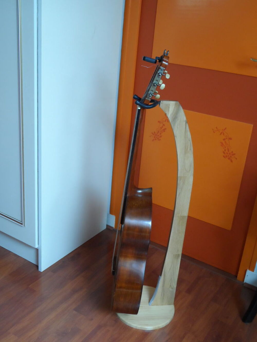 SUPPORT GUITARE NEUF Instruments de musique