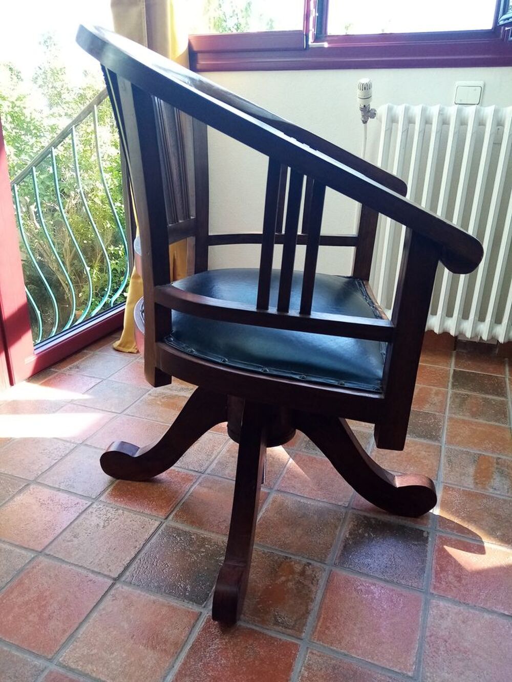 Fauteuil style americain. Meubles