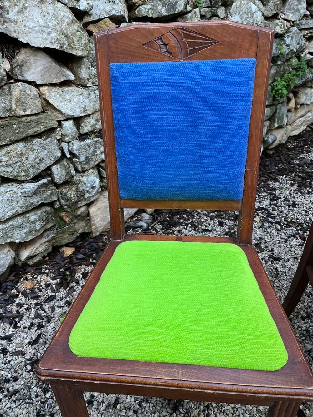 Cinq chaises Meubles