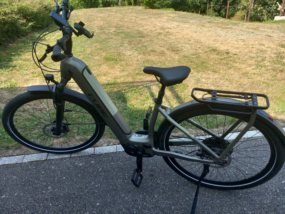 Velo electrique CUBE Sports