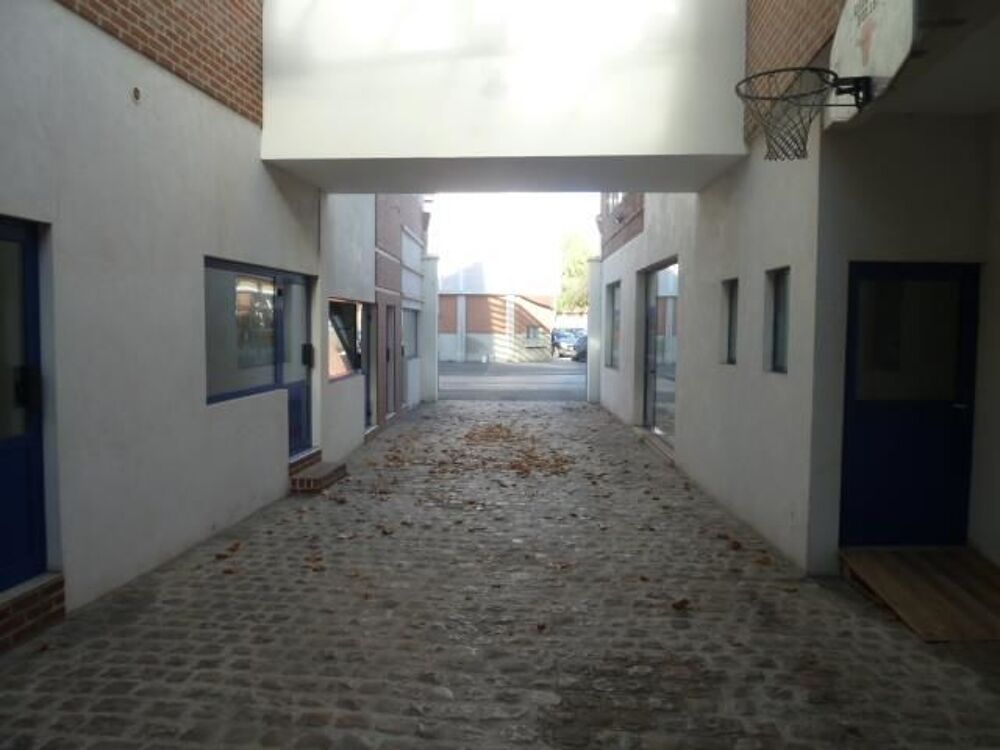 Location Autre Local professionnel ou bureaux à louer à CAMBRAI. Cambrai