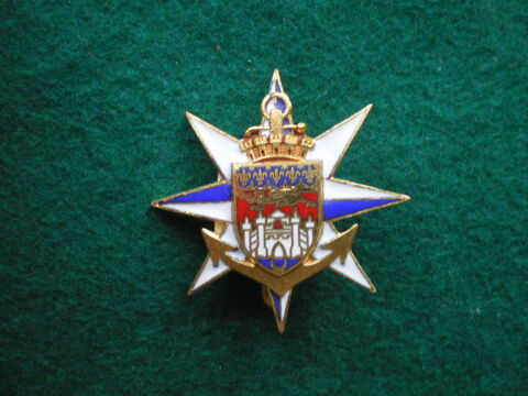 Insigne de Sant� - Ecole de Sant� des Arm�es. 30 Caen (14)