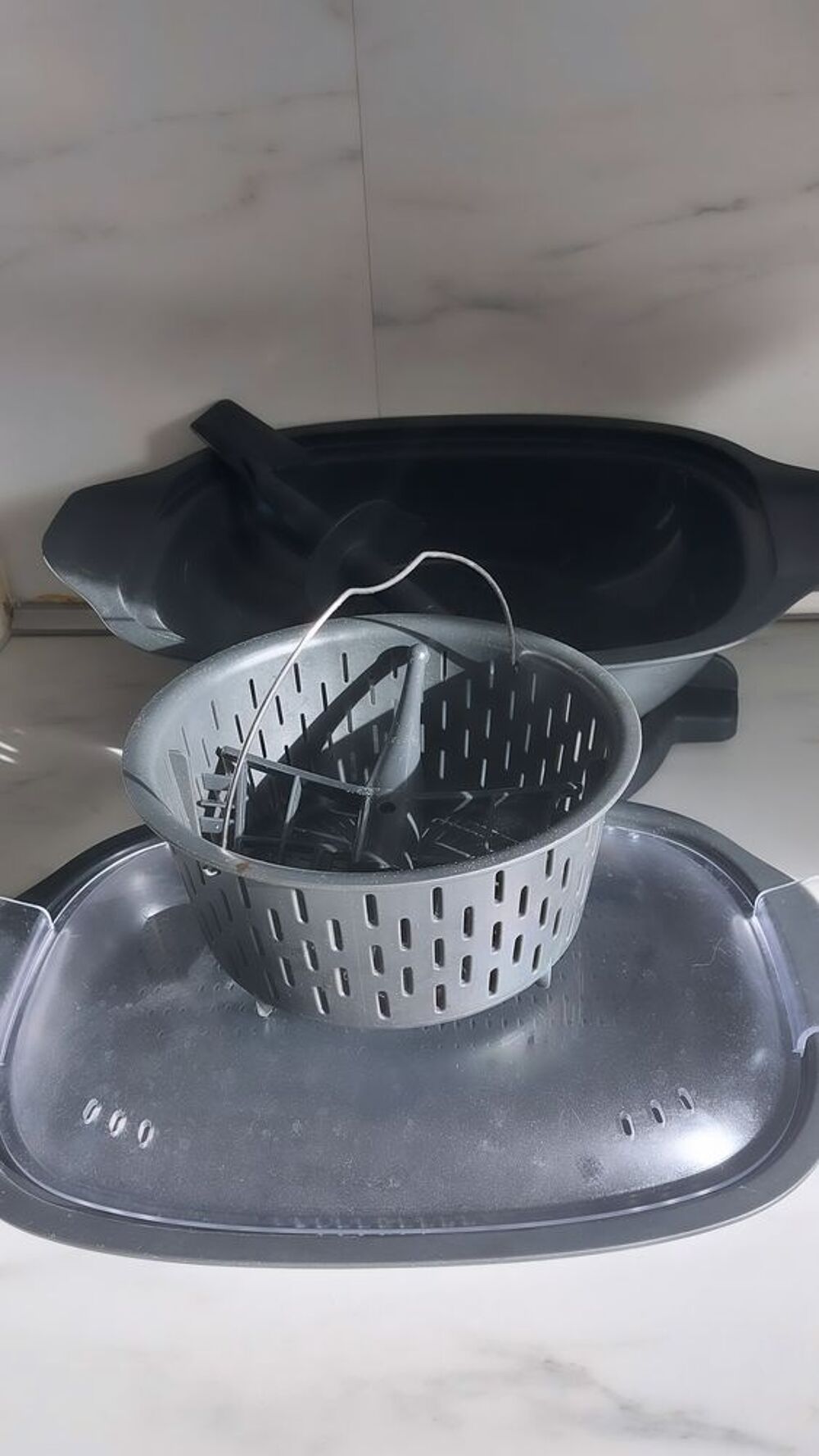 Robot multifonction Monsieur Cuisine Connect
SKMC 1200 D4 Electrom�nager