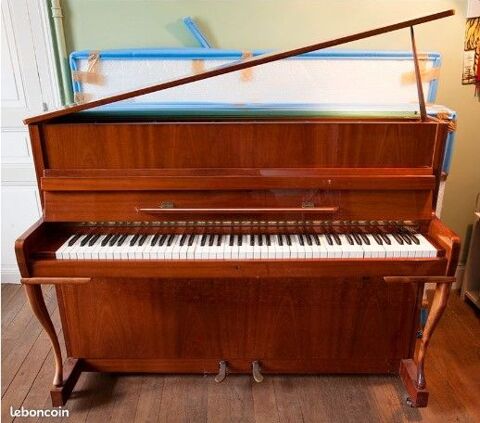 Piano droit Wilhsteinmann. 1450 Argenton-sur-Creuse (36)