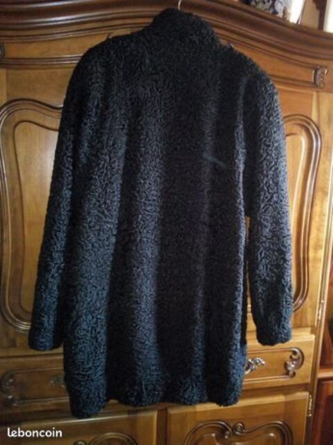veste astrakan 120 Le Pont-de-Claix (38)