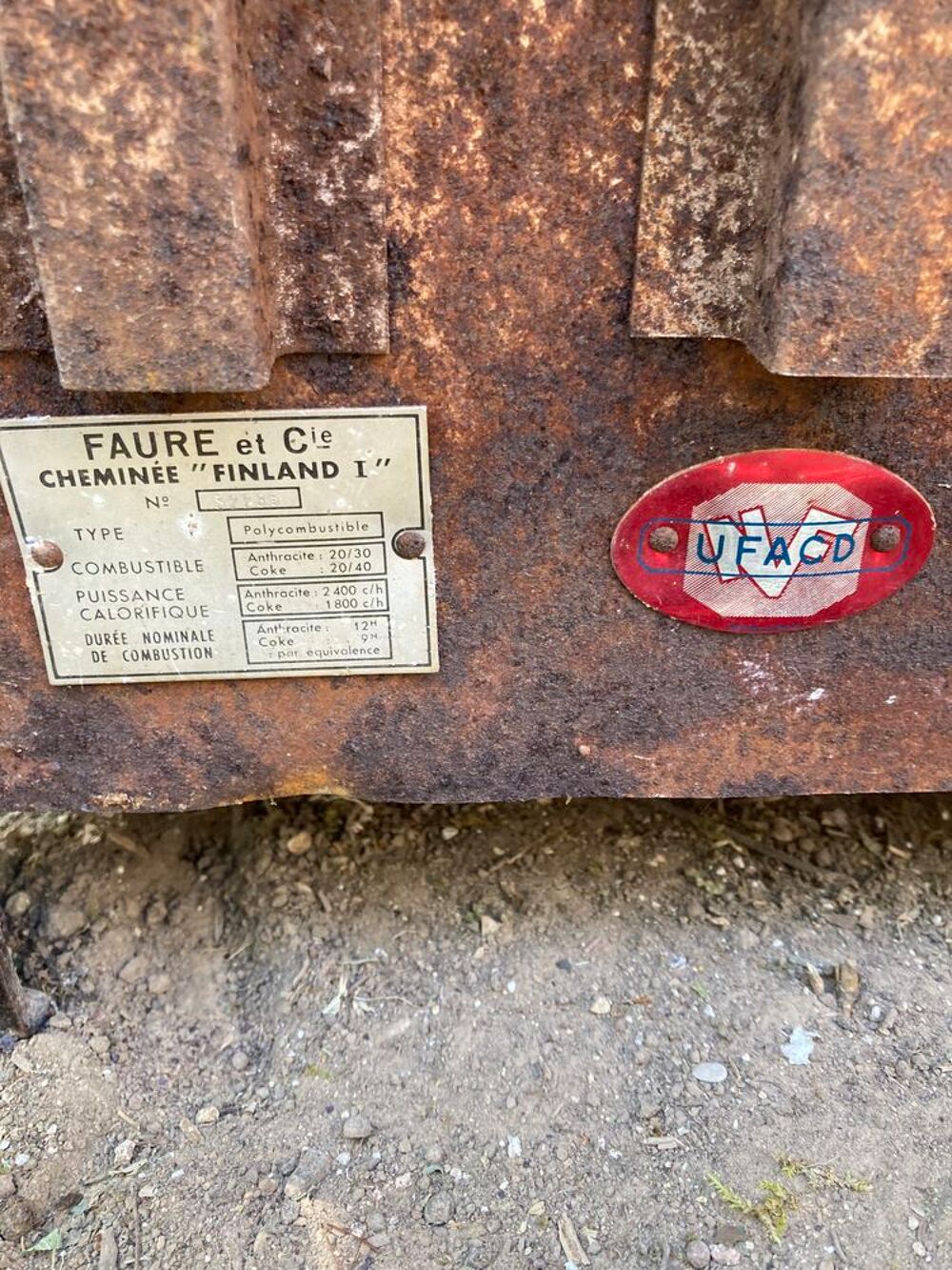 Chemin&eacute;e fonte Faure charbon Electroménager