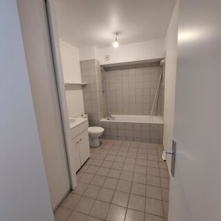  Appartement à louer 1 pièce 27 m²
