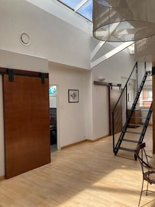  Immeuble � vendre 1300 m�