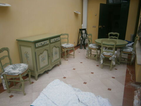 Buffet;Table,Chaises, Provencaux, sig�s  EVA RECKING  3900 Grenoble (38)