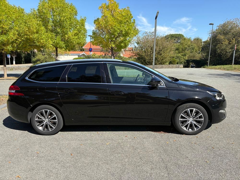 308 SW 1.6 BlueHDi 120ch S&S BVM6 Allure 2016 occasion 64600 Anglet
