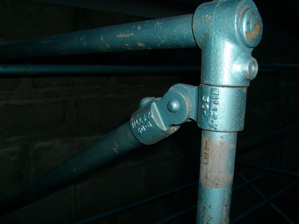 Ancienne &eacute;tag&egrave;re industriel a relooker, ann&eacute;e 50 Bricolage